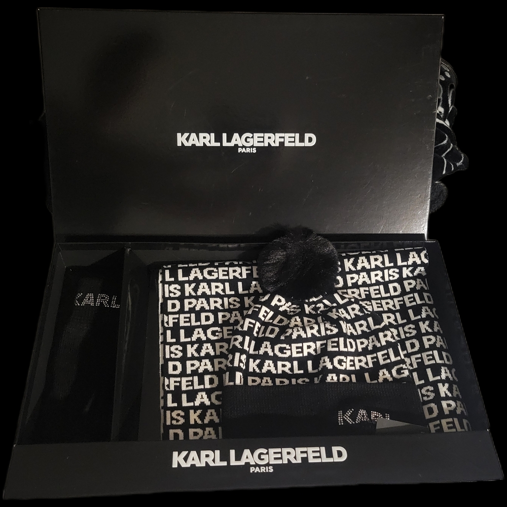 Karl Lagerfeld Black and White Logo Scarf Set